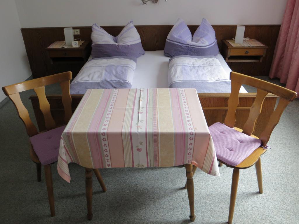 Haus Andrea Hotel Neustift im Stubaital Room photo